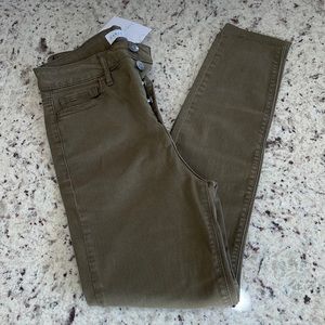 Olive green Carly Jean jeans!